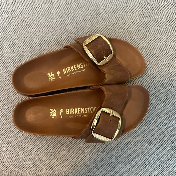 Birkenstock Madrid Big Buckle Sandal in Cognac Size 36 - Picture 2 of 4